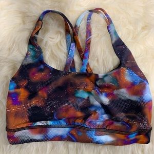 Lululemon sport bra size 4
